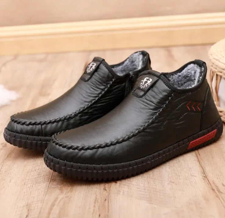 Soft-soled non-slip casual men's shoes