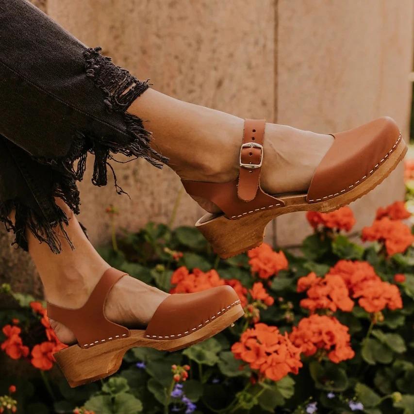 Buckle Block Heel Round Toe Vintage PU T-Strap