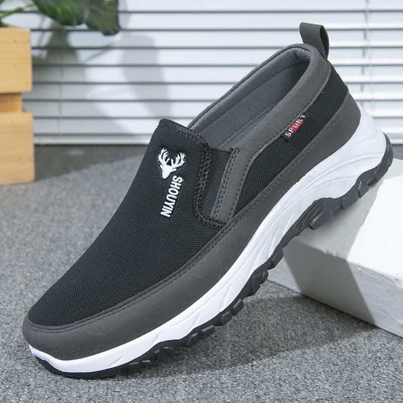 Soft sole casual walking shoes