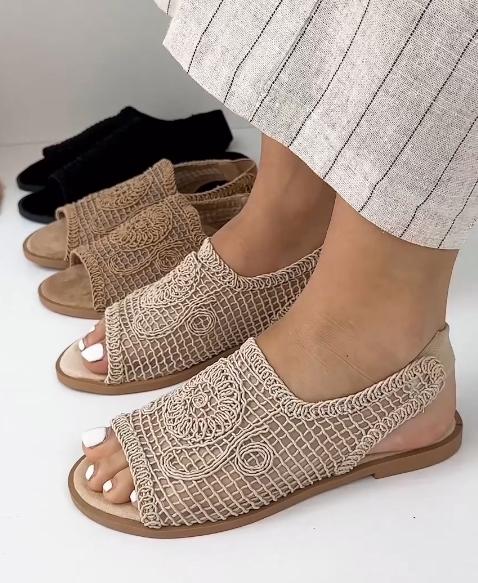 Woven elastic flat sandals