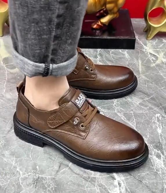 Retro men's boots British style tooling shoes