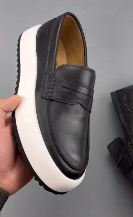 Casual leather heighten slip-on shoes