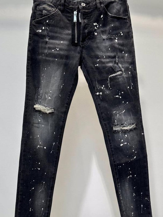 Paint spot ripped jeans