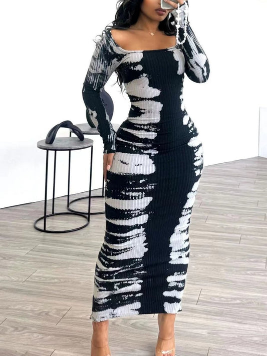 Contrast print long-sleeve hip-hugging dress