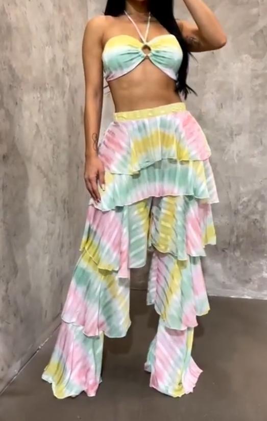 Color tube top cake pants suit