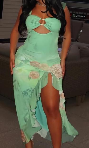 Mint green ruffled ruffled dress with slim waist