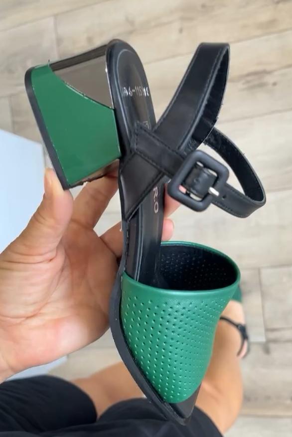 Green sandals with wide uppers and thick square roots