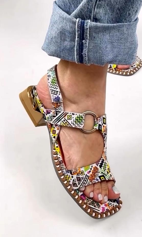 Colorful round buckle sandals