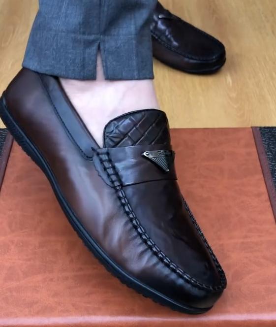 Finger-grabbed men's leather casual leather shoes