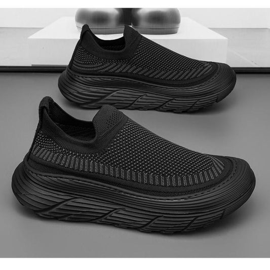 Thick-soled flying sneakers